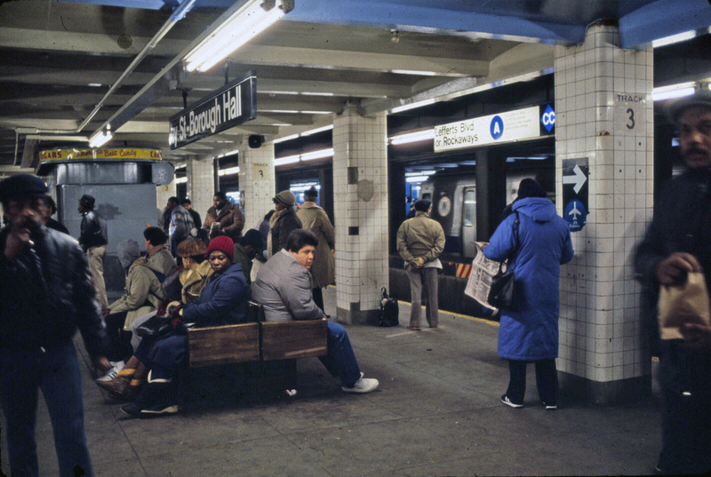 Illustration for article titled 37 Rare and Beautiful Images of the NYC Subway in the 1980s